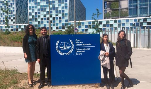 Estudiantes participan en concurso de simulación judicial ante la Corte Penal Internacional