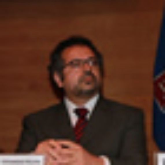 Prof. Eric Palma. 