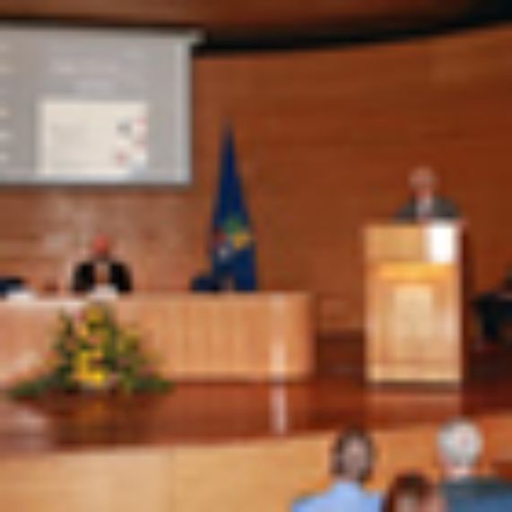 Las VII Jornadas de Derecho Ambiental fueron inauguradas por el vicedecano(s), Álvaro Fuentealba, y por el director del CDA, Sergio Montenegro.  