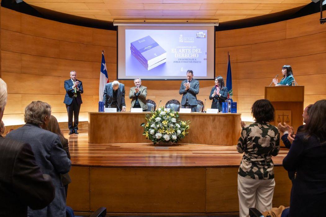 Emotiva presentación del libro-homenaje al profesor Jorge Streeter