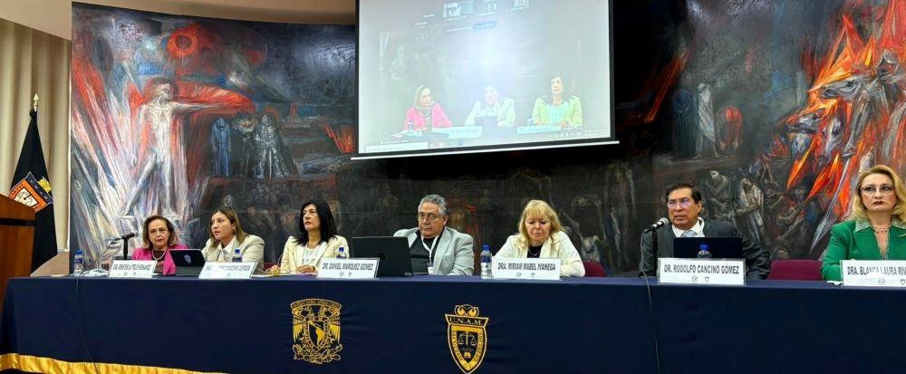 Profesora Gladys Camacho participa en XIV Congreso Internacional de Derecho Administrativo y en XVII Congreso Nacional de Derecho Administrativo en México