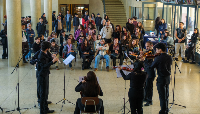 Facultad de Derecho recibe importante número de visitas en el Día de los Patrimonios 2025