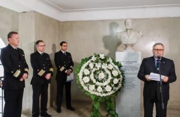 Ceremonia homenaje a Arturo Prat como abogado