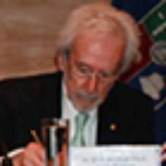 Prof. José Rodríguez Elizondo.