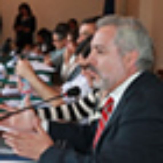 El Fiscal Regional RM Sur, Raúl Guzmán, fue uno de los participantes en la actividad. 
