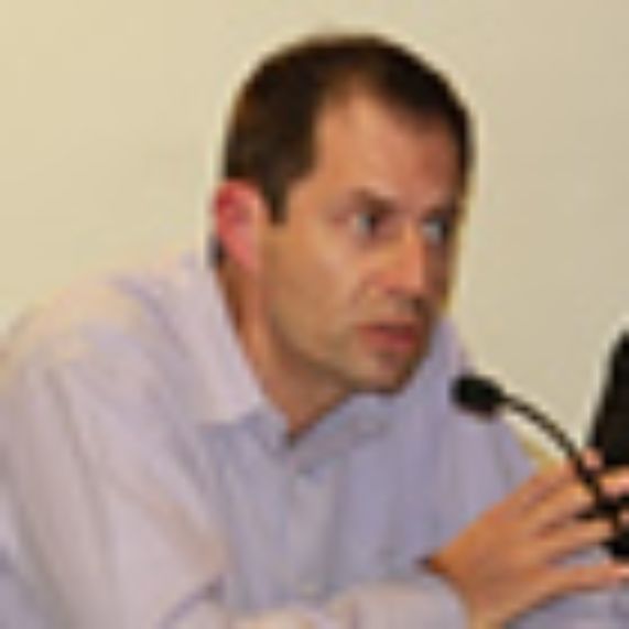 Prof. Francisco Agüero, director Regcom.