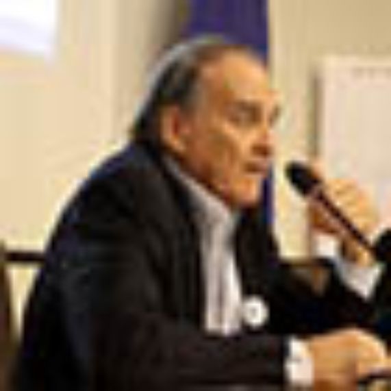 Raúl Atria, Vicedecano de la Facultad de Ciencias Sociales