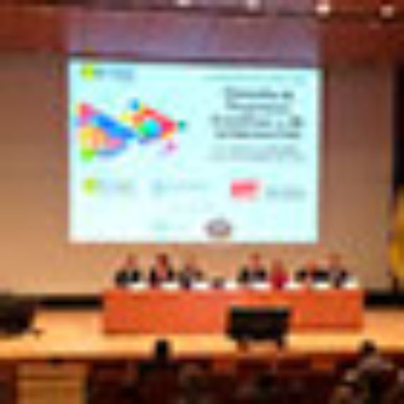 Facultad de Derecho coorganiza con la U. de Los Andes de Colombia nueva edición de conferencia 