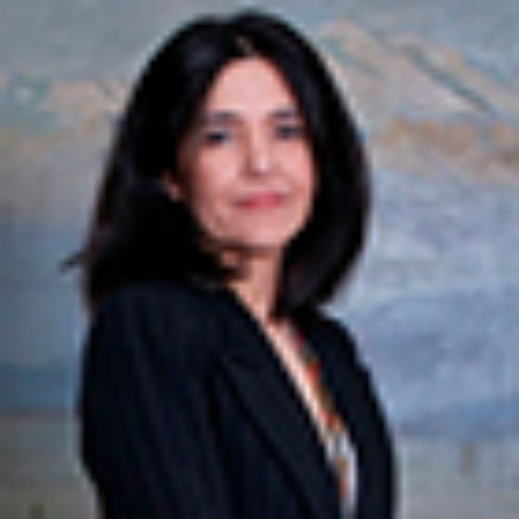 Vicedecana Renée Rivero ingresa como miembro a la Asociación Internacional de Derecho Procesal