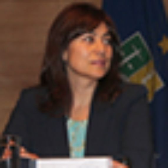 Esperanza Silva, presidenta de Chile Actores, y el profesor Felipe Sáez, parte de los expositores. 
