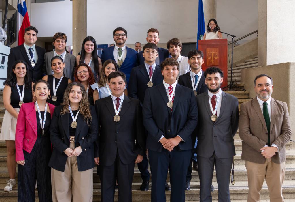 Durante la ceremonia, también fueron distinguidos los mejores compañeros por cada disciplina deportiva.