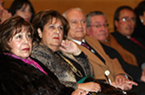 Los profesores (as) homenajeados (as): Rosa María Mengod, Guido Macchiavello, Carlos Poblete, Ximena Gutiérrez y Osvaldo González, junto al director Héctor Humeres.
