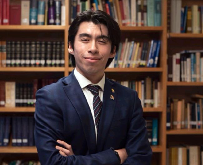 Felipe Hernández Romero ingresó a la carrera de Derecho en la Universidad de Chile el año 2018.