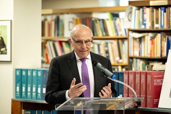 Claudio Grossman.