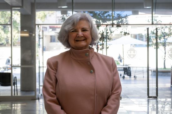 Hortensia Laguna, es la nueva directora de biblioteca de la Facultad de Derecho.