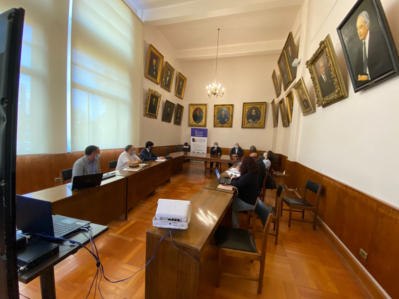 La primera sesión de trabajo de la Secretaría fue encabezada por el sociólogo Gonzalo Delamaza.