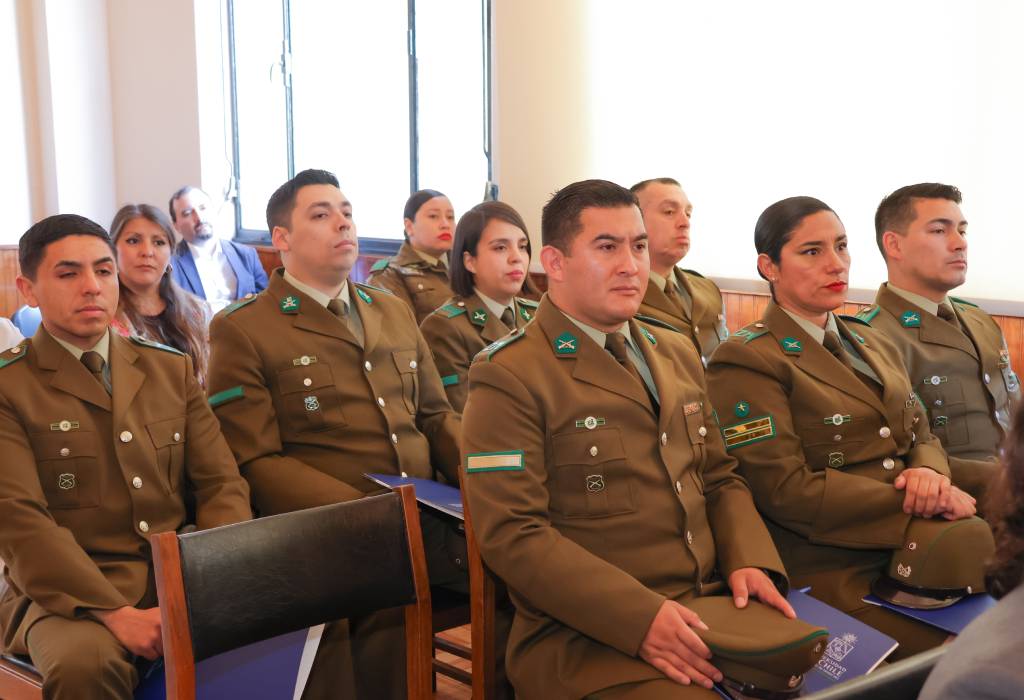 Más de 200 carabineros se podrán familiarizar con los estándares de Derechos Humanos, mediante un curso desarrollado por académicos del CDH.