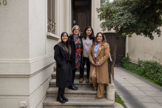 De izquierda a derecha: Paulina Navarrete, Raquel Calvarro, Paula Valenzuela y Marcela Muñoz.