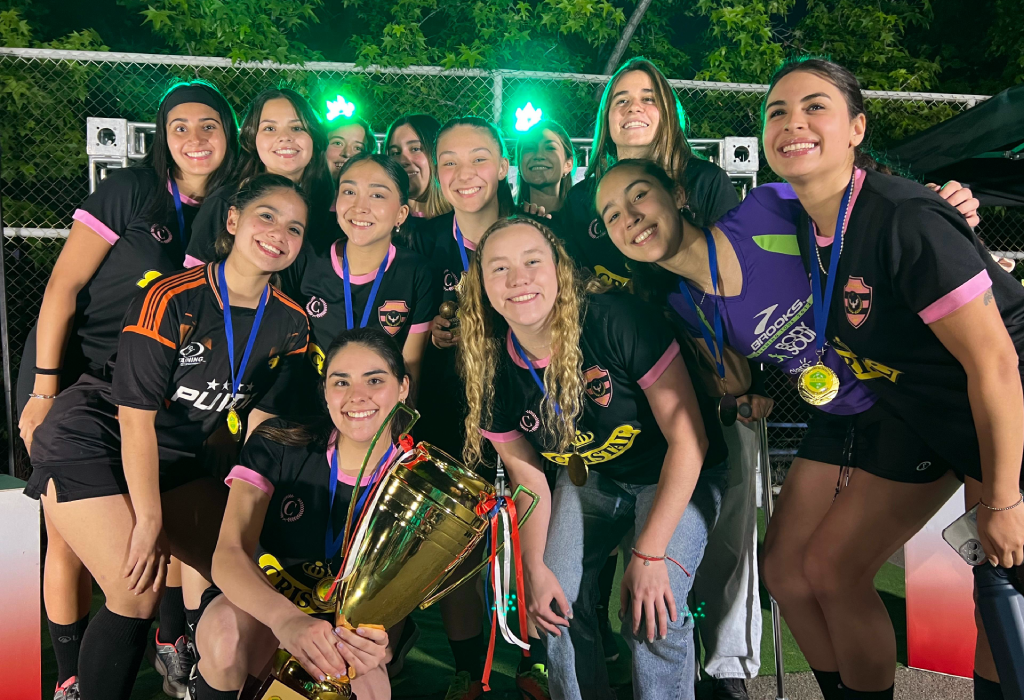 El equipo "Malvelocas" se alzó con la Copa de Oro Miss Burgués por segundo año consecutivo.